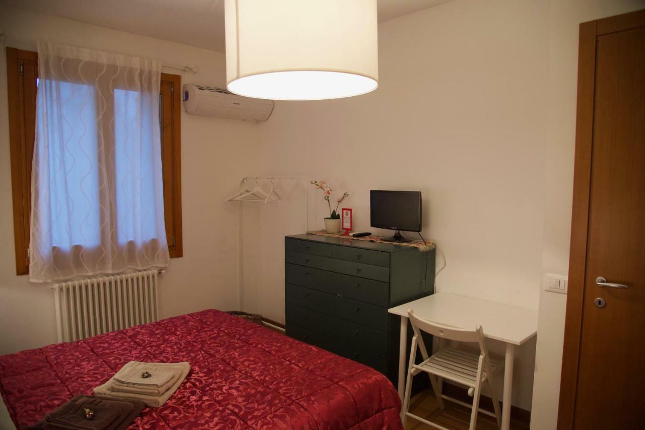 Appartamenti Portavenezia Padua Exteriör bild